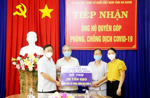 An Giang tiếp nhận 70 tấn gạo hỗ trợ công tác phòng, chống dịch bệnh COVID-19