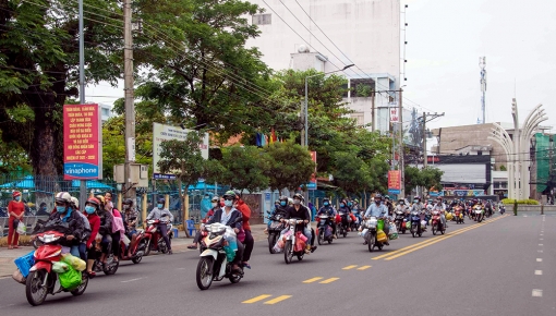 Hơn 35.000 người dân về quê, Chủ tịch tỉnh An Giang Nguyễn Thanh Bình chỉ đạo tiếp nhận chu đáo, nghĩa tình