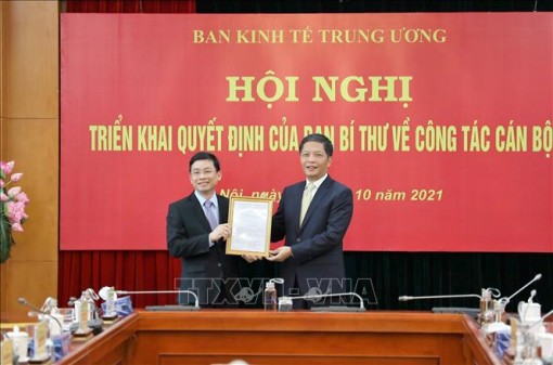 Đồng chí Nguyễn Duy Hưng giữ chức Phó Trưởng ban Kinh tế Trung ương