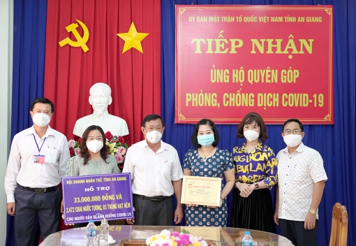Hội Doanh nhân trẻ tỉnh An Giang tiếp thêm nguồn lực hỗ trợ người dân gặp khó khăn do ảnh hưởng dịch bệnh COVID-19