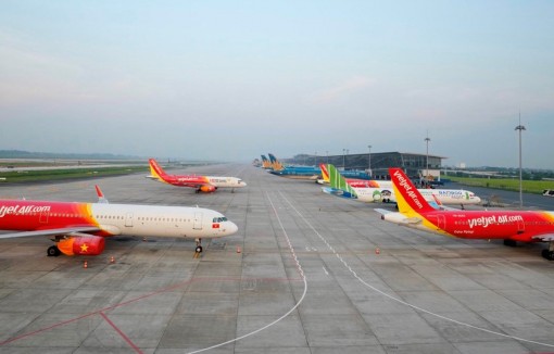 Bộ GTVT đề xuất nối lại đường bay giữa TP.HCM-Hà Nội từ ngày 10-10