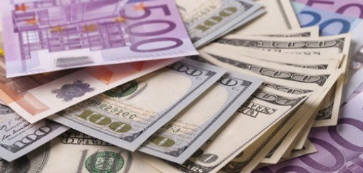 Tỷ giá USD, Euro ngày 8-10: Putin tuyên bố mạnh mẽ, USD tụt giảm