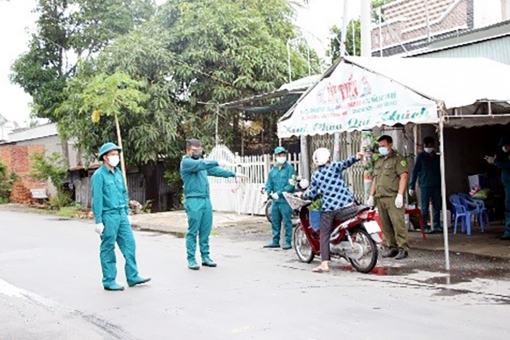 Chợ Mới tăng cường kiểm soát, xử phạt các trường hợp vi phạm quy định phòng, chống dịch COVID-19