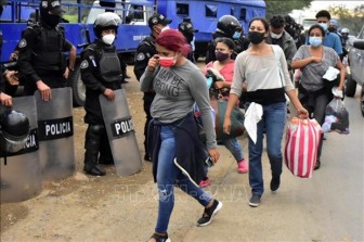 Guatemala giải cứu 126 người di cư bị nhốt trong container chở hàng