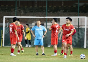 Việt Nam đấu Oman: Thầy Park chơi tất tay, vận may có đến?