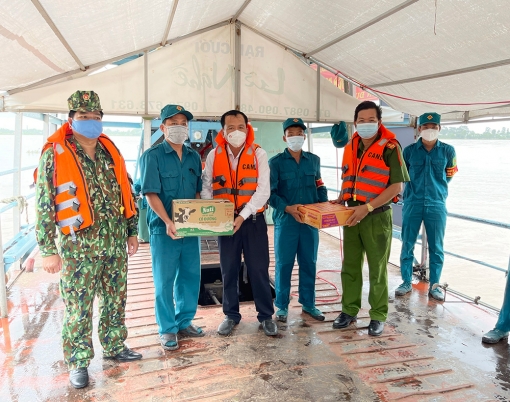 Châu Phú tiếp nhận người dân chu đáo, an toàn