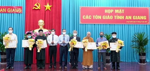 An Giang đoàn kết các tôn giáo, chung sức, đồng lòng, đẩy lùi COVID-19