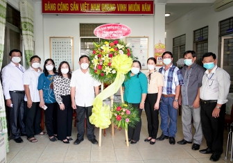 UBMTTQVN tỉnh An Giang thăm, chúc mừng kỷ niệm 91 năm Ngày truyền thống công tác dân vận của Đảng