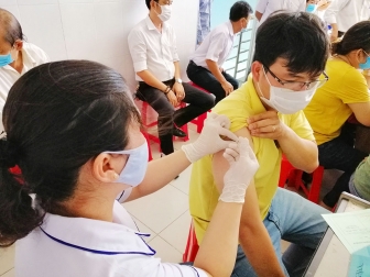 Tịnh Biên phê duyệt kế hoạch tiêm vaccine phòng COVID-19 cho người dân