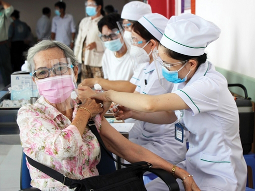 Tự bảo vệ sức khỏe trong mùa dịch