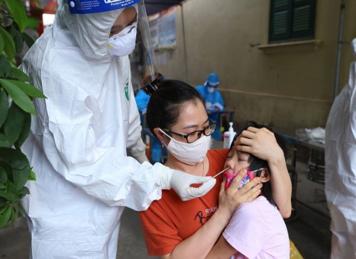 Ưu tiên tiêm vaccine phòng COVID-19 cho nhà giáo, học sinh, sinh viên