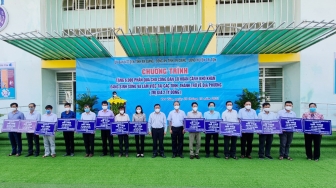 6.000 phần quà hỗ trợ người dân ngoài tỉnh về huyện Tri Tôn