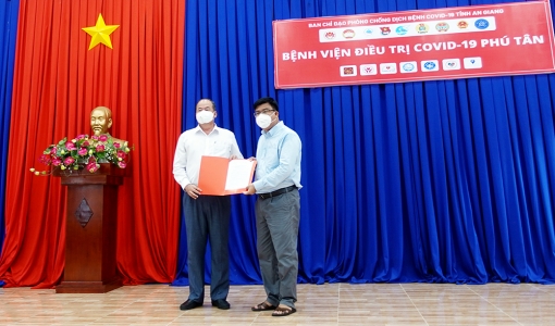 Vận hành Bệnh viện điều trị COVID-19 huyện Phú Tân