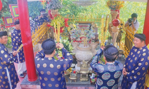 Bảo tồn và phát huy Lễ hội vía Bà Chúa Xứ núi Sam
