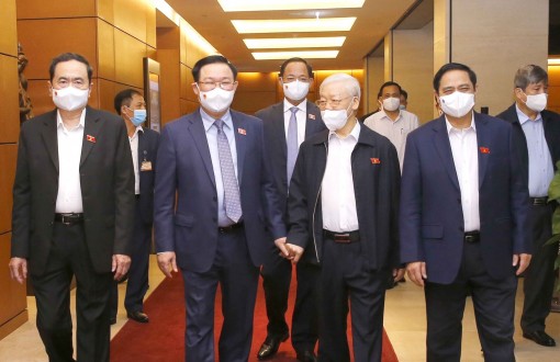 Ngày 25-10, Quốc hội tiếp tục thảo luận trực tuyến về hai dự án luật