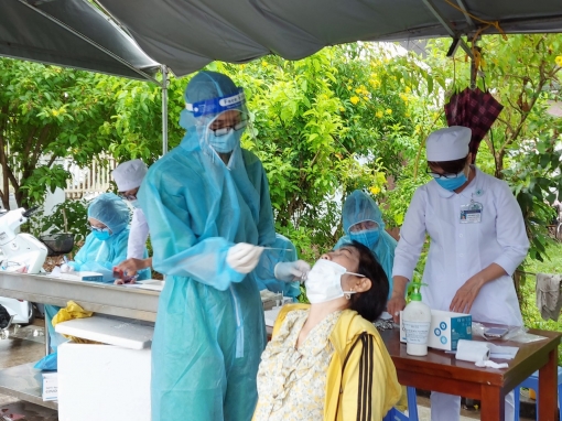 Chủ tịch UBND tỉnh An Giang chỉ đạo tăng cường giám sát và kiểm soát hiệu quả dịch COVID-19