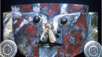 Bí mật nhuốm máu trên chiếc mặt nạ vàng cổ đại 1.000 năm tuổi
