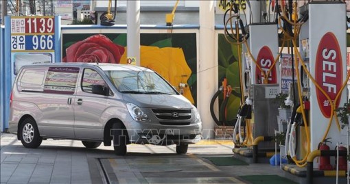 Giá dầu châu Á sáng 1-11 giảm sau khi Trung Quốc xuất xăng, dầu diesel từ kho dự trữ