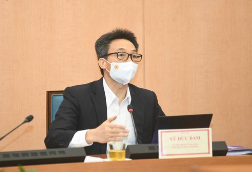 Phó Thủ tướng Vũ Đức Đam đề nghị Hà Nội thí điểm cách ly và điều trị F1, F0 tại nhà