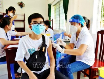 Ngày 3-11, Việt Nam ghi nhận 6.192 ca nhiễm SARS-CoV-2, tổng cộng đã tiêm trên 84 triệu liều vaccine
