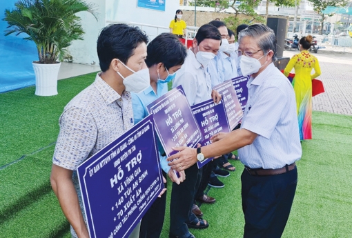 Nghĩa tình với Tri Tôn
