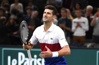 Djokovic bị loại ở nội dung đánh đôi Paris Masters 2021