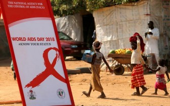 Liên hợp quốc lo ngại COVID-19 có thể làm trầm trọng đại dịch HIV/AIDS ở Tây và Trung Phi