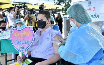 80% học sinh Thái Lan được tiêm 1 mũi vaccine ngừa COVID-19