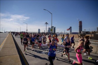Mỹ nối lại tổ chức các giải chạy marathon