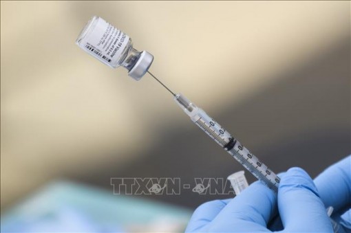 Costa Rica bắt buộc tiêm vaccine ngừa COVID-19 cho người dưới 18 tuổi