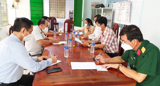 Bí thư Huyện ủy Tịnh Biên kiểm tra công tác phòng, chống dịch tại xã An Hảo
