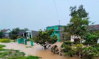 Ứng phó mưa lũ tại miền Trung đảm bảo an toàn phòng, chống dịch