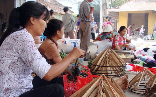 Tháo gỡ khó khăn tại các làng nghề