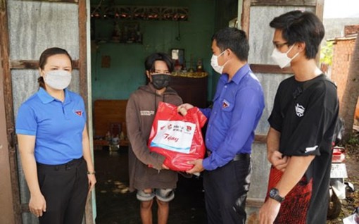 Phân bổ 15,5 tỷ đồng hỗ trợ nhân dân tỉnh các tỉnh phòng, chống dịch