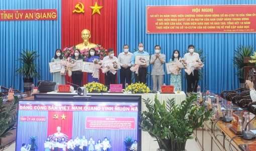Ban Thường vụ Tỉnh ủy An Giang sơ kết chương trình hành động về đổi mới căn bản, toàn diện giáo dục và đào tạo