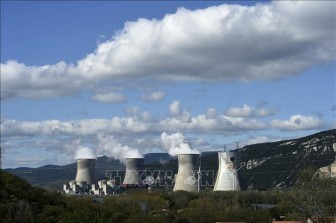 Pháp nối lại việc phát triển điện hạt nhân