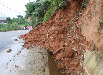 Thời tiết ngày 11-11: Trung Bộ, Nam Bộ mưa to, nguy cơ sạt lở đất và ngập úng cục bộ