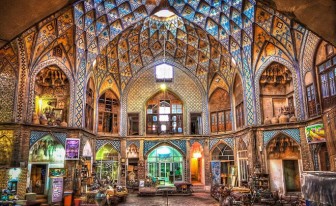 Cảnh đẹp ngỡ ngàng trong chợ cổ ở Iran