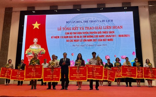 Trao giải Liên hoan cán bộ thư viện tuyên truyền giới thiệu sách