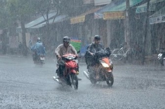 Trung Bộ mưa to kéo dài đến ngày 16-11, đề phòng thời tiết nguy hiểm