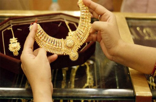 Giá vàng hôm nay 14-11: Vàng thế giới tăng nóng, trong nước bùng nổ