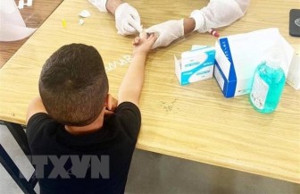 Israel cho phép tiêm chủng vaccine cho trẻ từ 5-11 tuổi