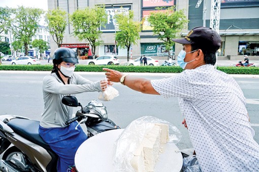 “Bánh bò Triển Chiêu”