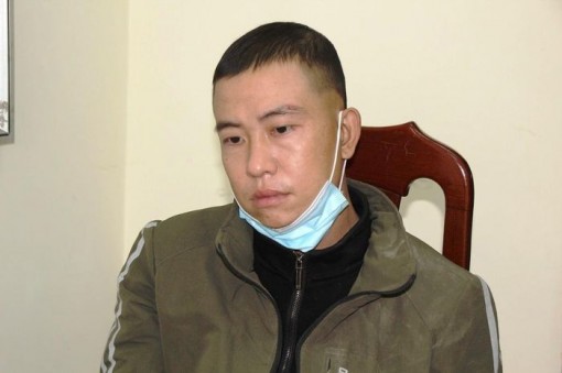 Bắt đối tượng vận chuyển 12 bánh heroin đi tiêu thụ