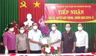UBMTTQVN tỉnh hỗ trợ huyện Thoại Sơn vật tư y tế phòng, chống dịch