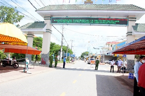 Chợ Mới duy trì tổ kiểm soát tại địa bàn có cửa ngõ tiếp giáp với các tỉnh để giám sát các trường hợp nguy cơ cao