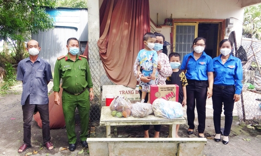 Tri Tôn thích ứng linh hoạt với COVID-19