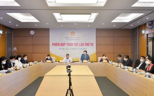 Phiên họp toàn thể lần thứ 4 của Ủy ban Xã hội của Quốc hội