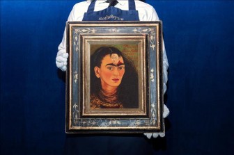 Tranh của 'thánh nữ hội họa' Frida Kahlo lập kỷ lục đấu giá