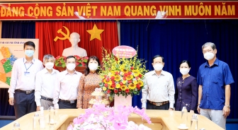 Thường trực HĐND tỉnh An Giang thăm, chúc mừng ngày Nhà giáo Việt Nam 20-11